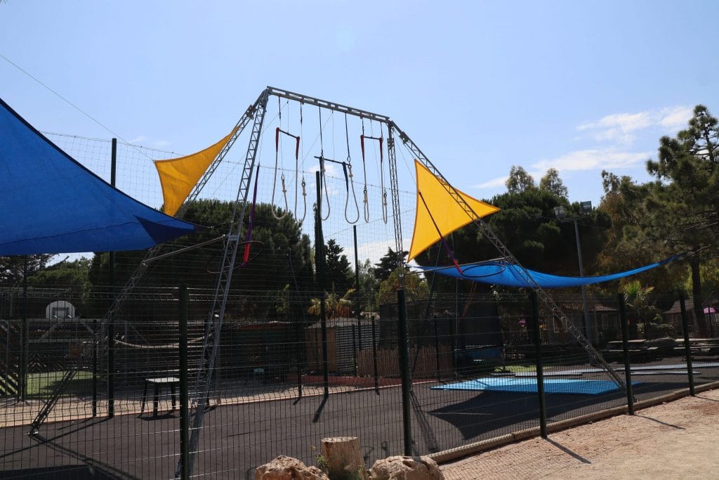 Infrastructures circus camp au camping club village le floride