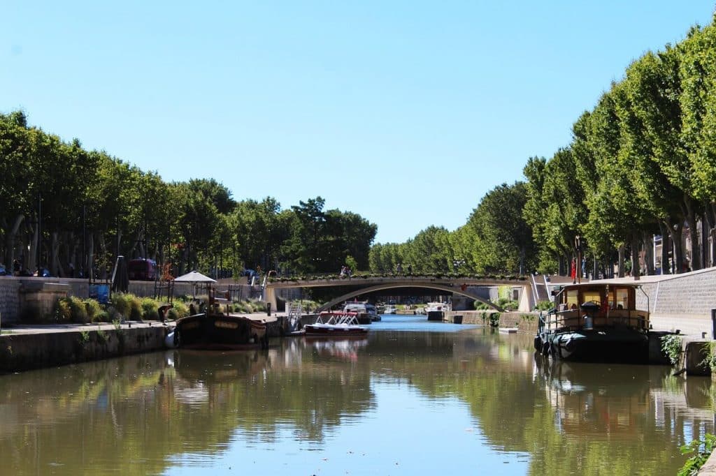 Camping Le Floride Le Barcarès (66) : Canal Du Midi Narbonne